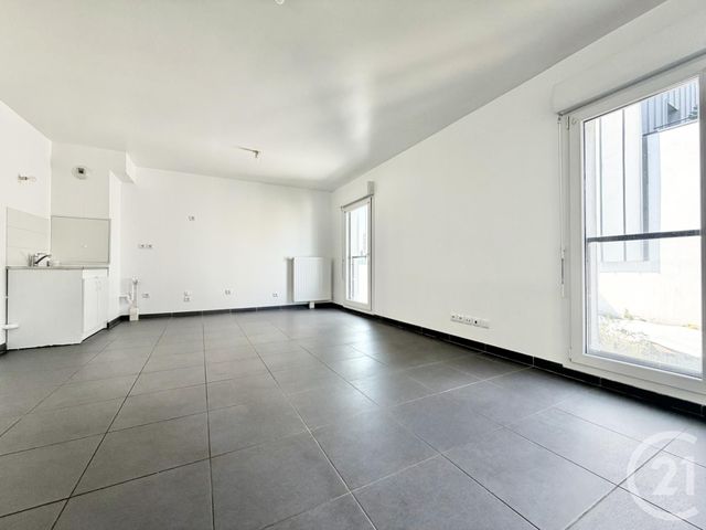 Appartement à louer LA PLAINE ST DENIS