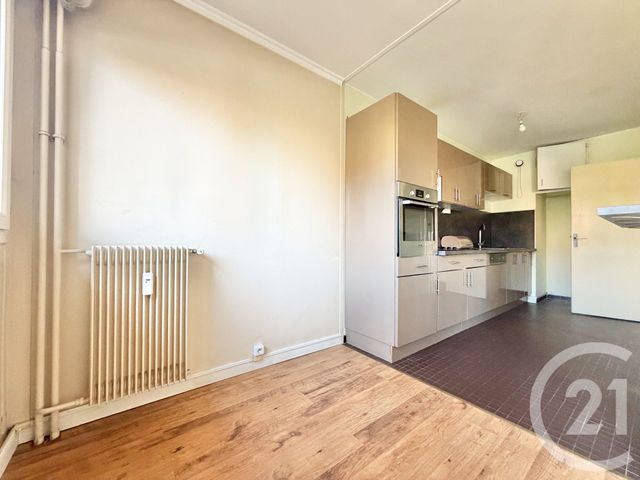 Appartement F2 &agrave; louer - 2 pi&egrave;ces - 51,30 m2 - St Denis - 93 - ILE-DE-FRANCE