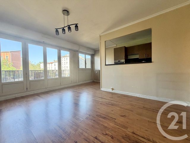 Appartement F2 à louer ST DENIS