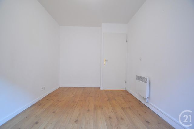 Appartement F4 à louer - 4 pièces - 82,73 m2 - St Ouen - 93 - ILE-DE-FRANCE