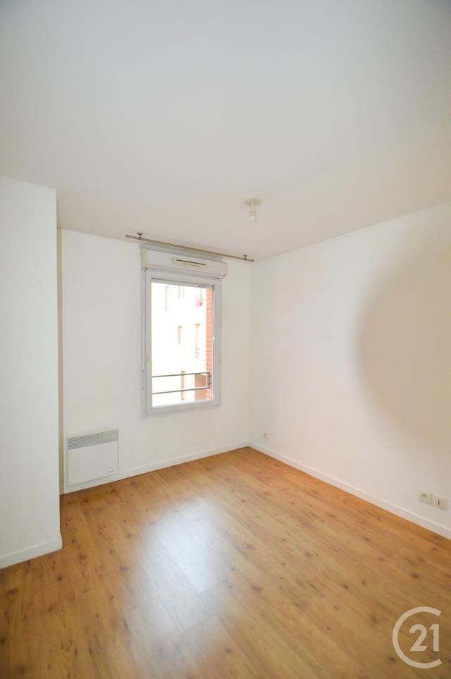 Appartement F4 à louer - 4 pièces - 82,73 m2 - St Ouen - 93 - ILE-DE-FRANCE