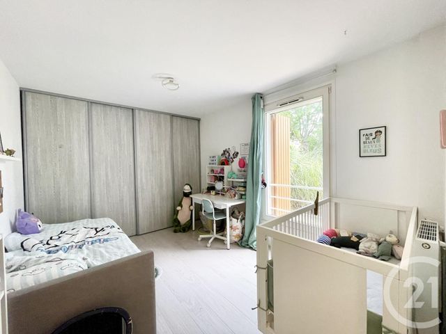 Appartement F4 à vendre - 4 pièces - 78 m2 - L Ile St Denis - 93 - ILE-DE-FRANCE