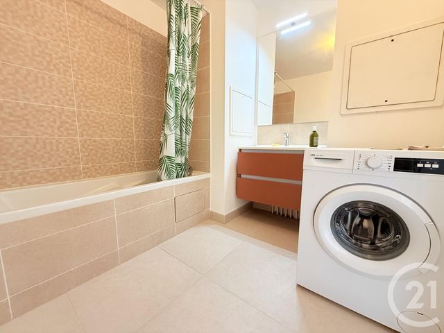 Appartement F3 à vendre - 3 pièces - 64,70 m2 - St Ouen - 93 - ILE-DE-FRANCE