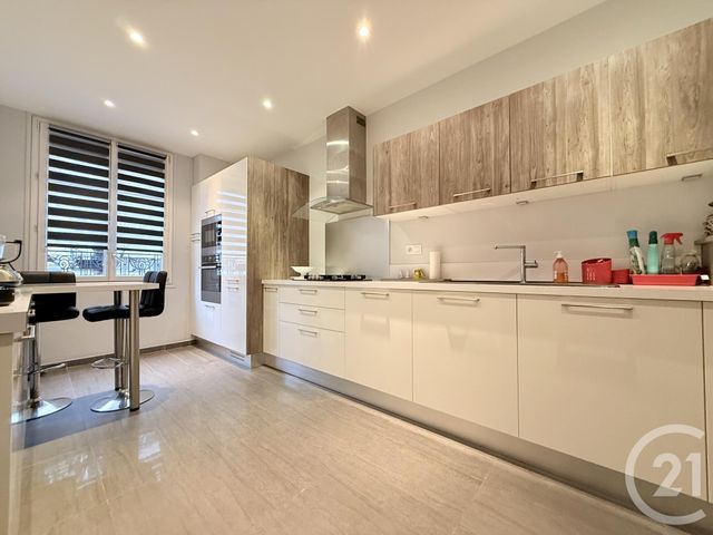 Appartement F4 &agrave; vendre - 3 pi&egrave;ces - 94,08 m2 - St Ouen - 93 - ILE-DE-FRANCE