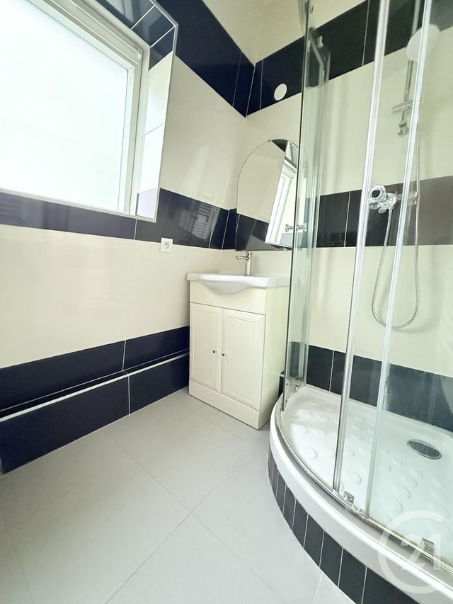 Appartement F2 &agrave; louer - 2 pi&egrave;ces - 38,76 m2 - St Ouen - 93 - ILE-DE-FRANCE