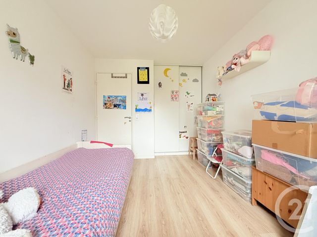 Appartement F3 &agrave; vendre - 3 pi&egrave;ces - 70,34 m2 - St Ouen - 93 - ILE-DE-FRANCE