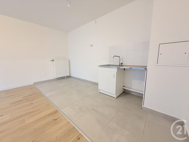 Appartement F3 à louer - 3 pièces - 58,51 m2 - La Plaine St Denis - 93 - ILE-DE-FRANCE