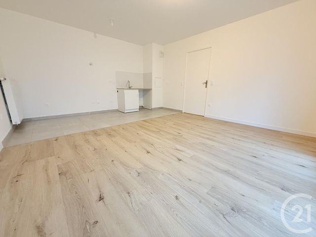 Appartement F3 à louer - 3 pièces - 58,51 m2 - La Plaine St Denis - 93 - ILE-DE-FRANCE