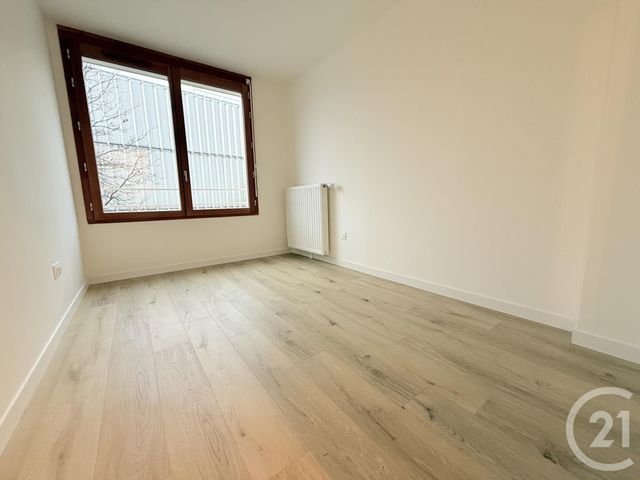 Appartement F3 à louer - 3 pièces - 58,51 m2 - La Plaine St Denis - 93 - ILE-DE-FRANCE