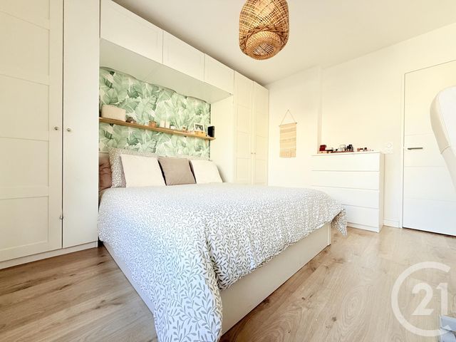 Appartement F4 &agrave; vendre - 4 pi&egrave;ces - 80,31 m2 - St Ouen - 93 - ILE-DE-FRANCE