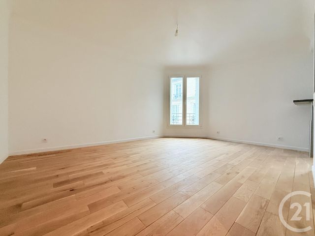 Appartement Studio à vendre COURBEVOIE