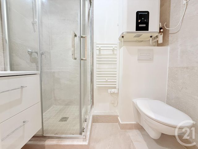 Appartement Studio à vendre - 1 pièce - 27,89 m2 - Courbevoie - 92 - ILE-DE-FRANCE