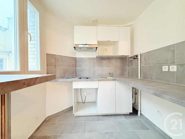 Appartement Studio à vendre - 1 pièce - 27,89 m2 - Courbevoie - 92 - ILE-DE-FRANCE