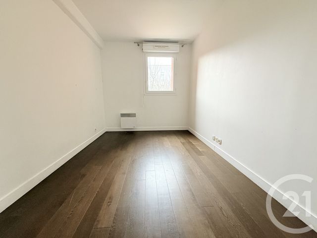 Appartement F4 &agrave; louer - 4 pi&egrave;ces - 79,72 m2 - St Denis - 93 - ILE-DE-FRANCE