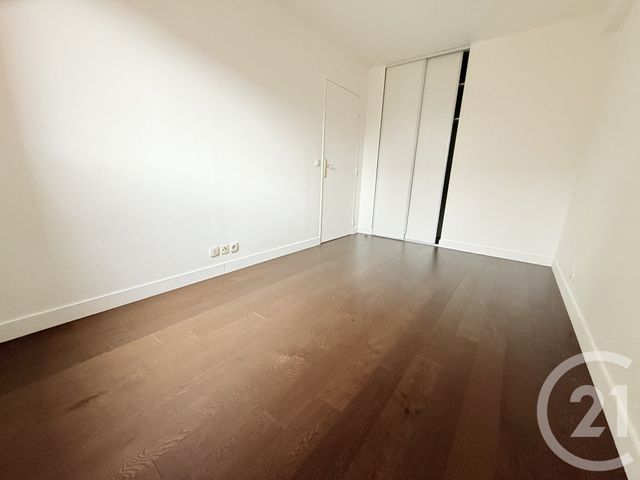 Appartement F4 &agrave; louer - 4 pi&egrave;ces - 79,72 m2 - St Denis - 93 - ILE-DE-FRANCE