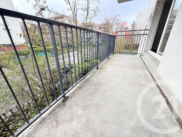 Appartement F4 &agrave; louer - 4 pi&egrave;ces - 79,72 m2 - St Denis - 93 - ILE-DE-FRANCE