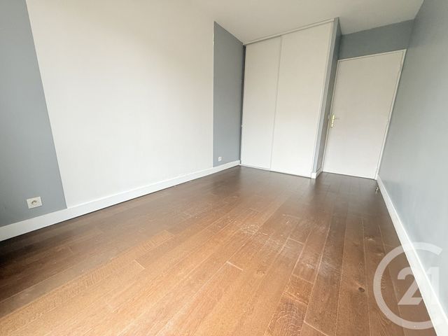 Appartement F4 &agrave; louer - 4 pi&egrave;ces - 79,72 m2 - St Denis - 93 - ILE-DE-FRANCE