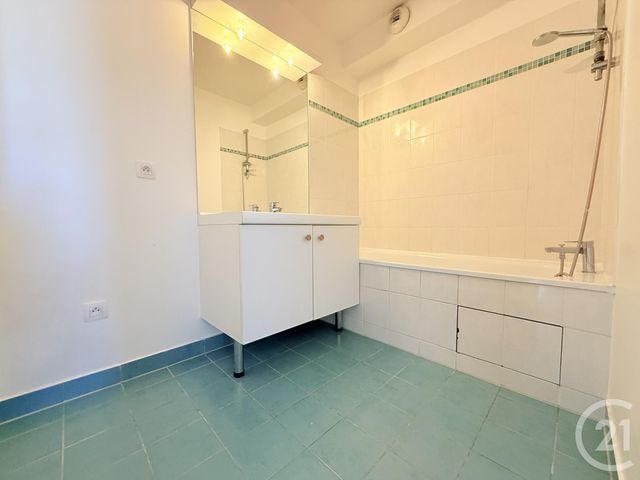 Appartement F4 &agrave; vendre - 3 pi&egrave;ces - 84 m2 - St Ouen - 93 - ILE-DE-FRANCE