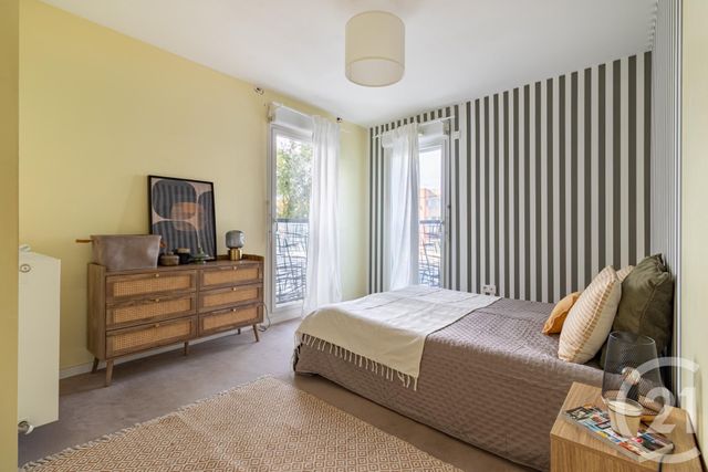 Appartement &agrave; vendre - 3 pi&egrave;ces - 66,60 m2 - St Ouen - 93 - ILE-DE-FRANCE