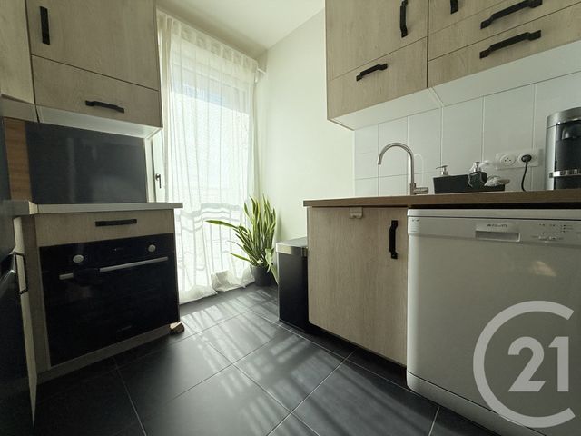 Appartement F3 &agrave; louer - 3 pi&egrave;ces - 65,44 m2 - St Ouen - 93 - ILE-DE-FRANCE