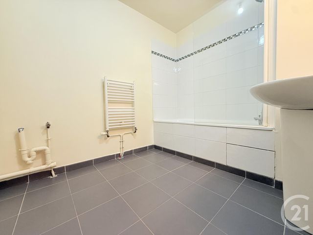 Appartement F2 &agrave; vendre - 2 pi&egrave;ces - 56,80 m2 - St Ouen - 93 - ILE-DE-FRANCE