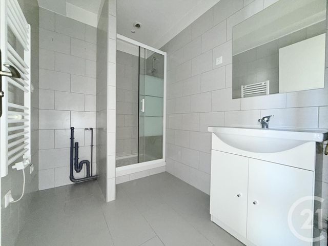 Appartement F2 &agrave; vendre - 2 pi&egrave;ces - 49 m2 - St Ouen - 93 - ILE-DE-FRANCE