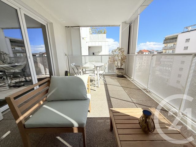 Appartement F3 &agrave; louer - 3 pi&egrave;ces - 65,20 m2 - St Ouen - 93 - ILE-DE-FRANCE