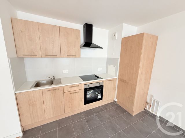 Appartement F3 &agrave; louer - 3 pi&egrave;ces - 59,43 m2 - La Plaine St Denis - 93 - ILE-DE-FRANCE