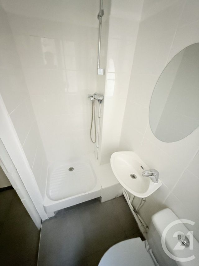Appartement F2 &agrave; louer - 2 pi&egrave;ces - 27,98 m2 - Nangis - 77 - ILE-DE-FRANCE