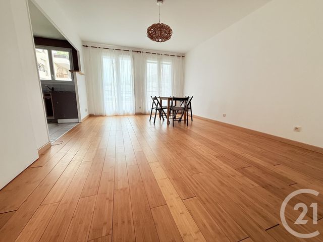 Appartement F3 &agrave; louer - 3 pi&egrave;ces - 63,74 m2 - La Plaine St Denis - 93 - ILE-DE-FRANCE