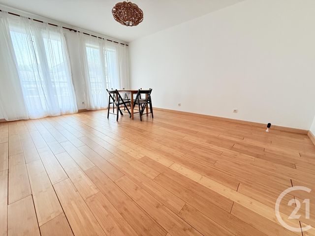 Appartement F3 &agrave; louer - 3 pi&egrave;ces - 63,74 m2 - La Plaine St Denis - 93 - ILE-DE-FRANCE