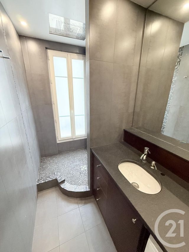 Appartement F2 &agrave; louer - 2 pi&egrave;ces - 58,30 m2 - St Ouen - 93 - ILE-DE-FRANCE