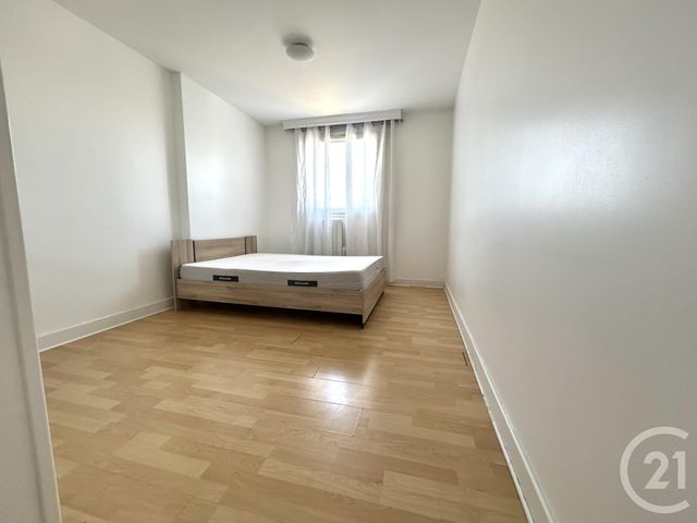 Appartement F3 &agrave; louer - 3 pi&egrave;ces - 81,15 m2 - Stains - 93 - ILE-DE-FRANCE
