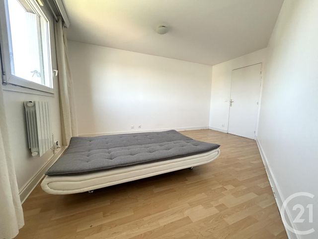 Appartement F3 &agrave; louer - 3 pi&egrave;ces - 81,15 m2 - Stains - 93 - ILE-DE-FRANCE
