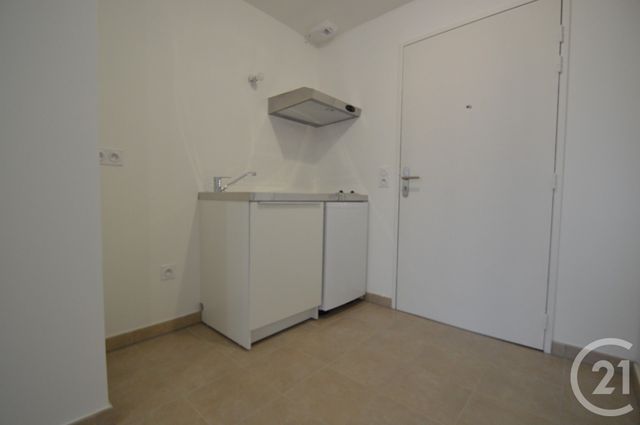 Appartement F1 &agrave; louer - 1 pi&egrave;ce - 29,46 m2 - St Denis - 93 - ILE-DE-FRANCE