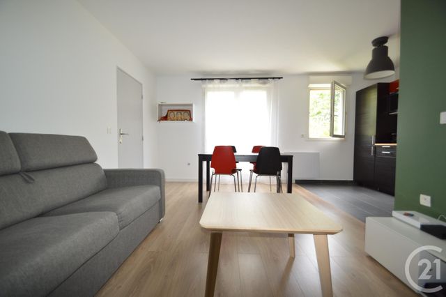 Appartement F2 &agrave; louer - 2 pi&egrave;ces - 43,32 m2 - La Plaine St Denis - 93 - ILE-DE-FRANCE