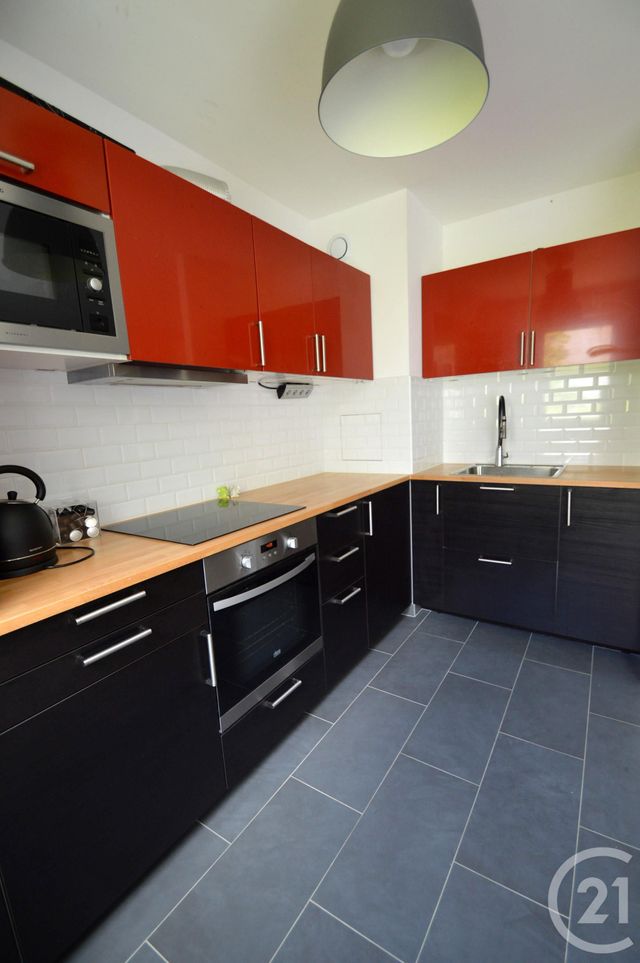 Appartement F2 &agrave; louer - 2 pi&egrave;ces - 43,32 m2 - La Plaine St Denis - 93 - ILE-DE-FRANCE