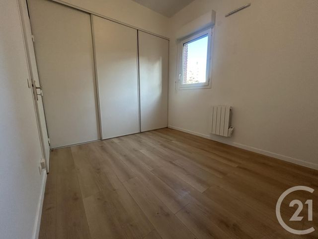 Appartement F2 &agrave; louer - 2 pi&egrave;ces - 43,45 m2 - La Plaine St Denis - 93 - ILE-DE-FRANCE