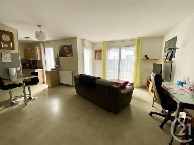 Appartement F3 à vendre - 3 pièces - 69,90 m2 - Stains - 93 - ILE-DE-FRANCE