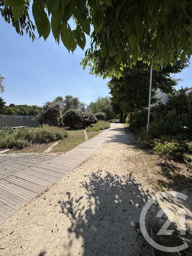 Appartement F3 &agrave; vendre - 3 pi&egrave;ces - 69 m2 - Stains - 93 - ILE-DE-FRANCE