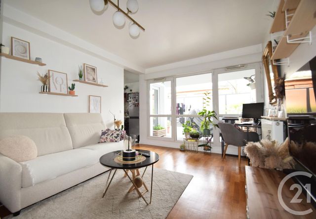 Appartement F3 à louer - 3 pièces - 57,13 m2 - La Plaine St Denis - 93 - ILE-DE-FRANCE