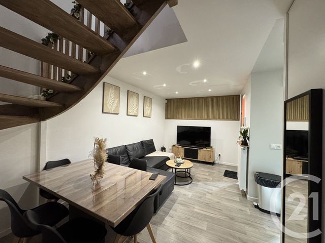 Afficher la photo en grand Appartement Duplex à vendre - 3 pièces - 54 m2 - Stains - 93 - ILE-DE-FRANCE