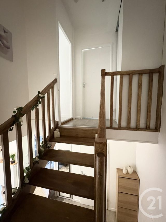 Afficher la photo en grand Appartement Duplex à vendre - 3 pièces - 54 m2 - Stains - 93 - ILE-DE-FRANCE