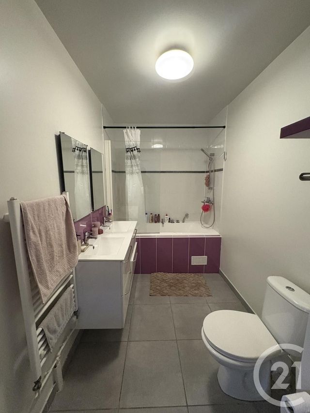 Afficher la photo en grand Appartement Duplex à vendre - 3 pièces - 54 m2 - Stains - 93 - ILE-DE-FRANCE