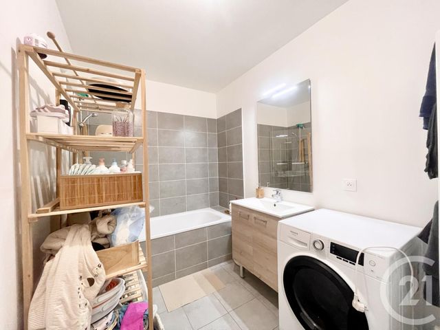 Appartement F4 &agrave; vendre - 4 pi&egrave;ces - 85,01 m2 - Stains - 93 - ILE-DE-FRANCE