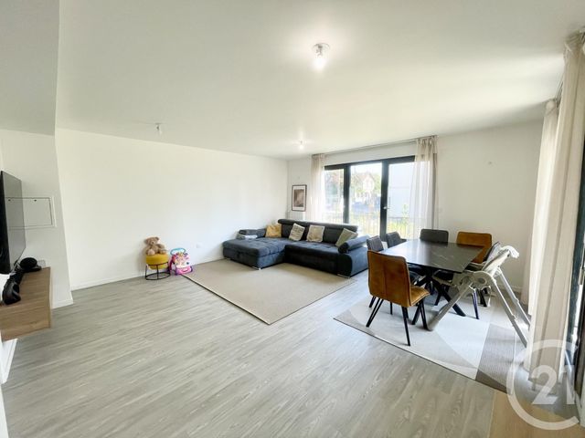 Appartement F4 &agrave; vendre - 4 pi&egrave;ces - 85,01 m2 - Stains - 93 - ILE-DE-FRANCE