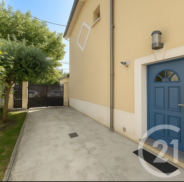 Maison à vendre - 4 pièces - 132 m2 - Stains - 93 - ILE-DE-FRANCE