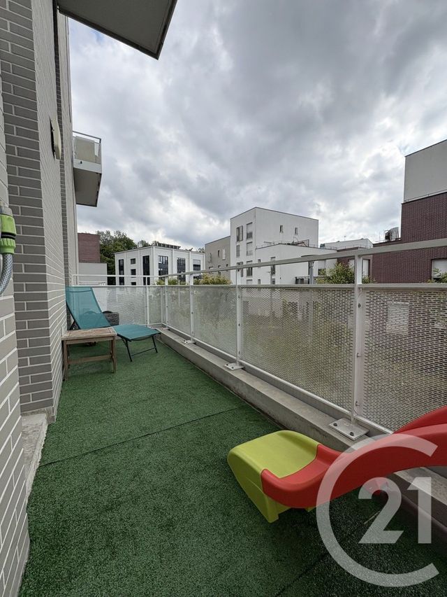 Appartement F3 à vendre - 3 pièces - 67,63 m2 - Stains - 93 - ILE-DE-FRANCE
