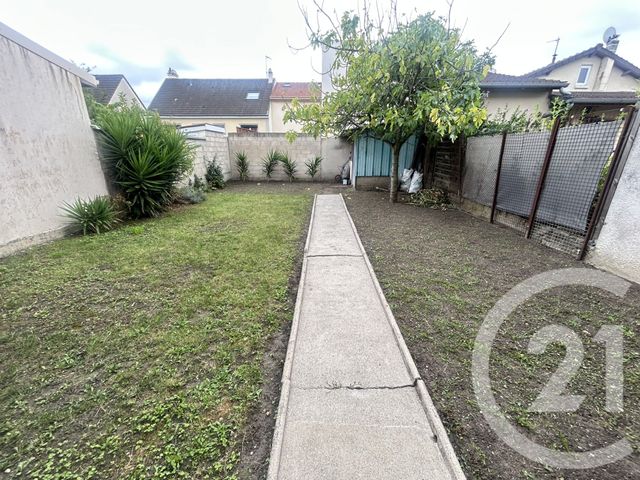 Maison à vendre - 6 pièces - 92,68 m2 - Stains - 93 - ILE-DE-FRANCE