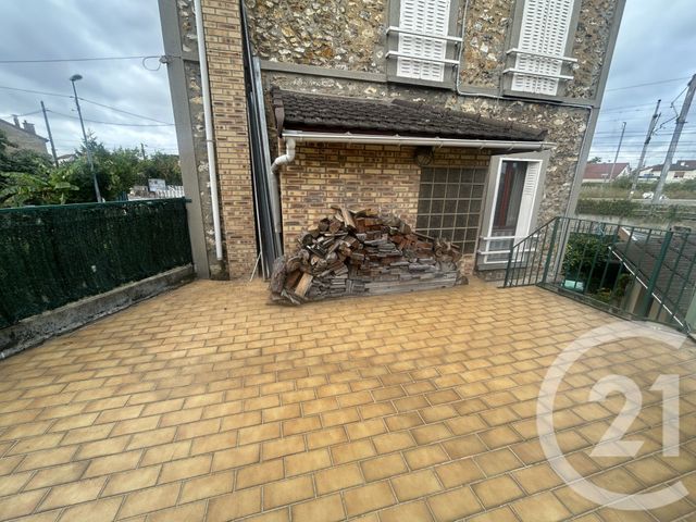 Afficher la photo en grand Maison à vendre - 6 pièces - 115 m2 - Stains - 93 - ILE-DE-FRANCE